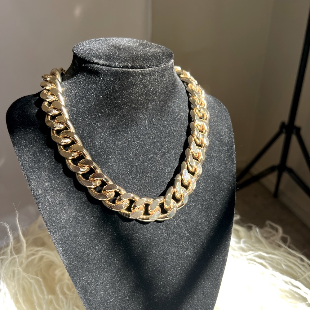 Ultra Chunky Cubic Link Chain